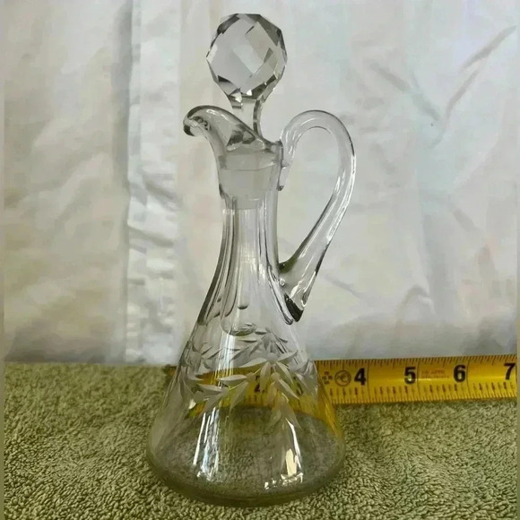 Oil Cruet Decanter w/ Stopper Cut Glass Crystal Etched Floral 7” - Picture 2 of 7